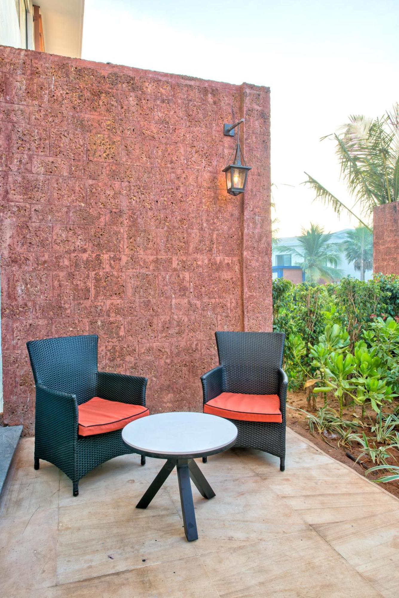 בנולים Azaya Beach Resort Goa מראה חיצוני תמונה